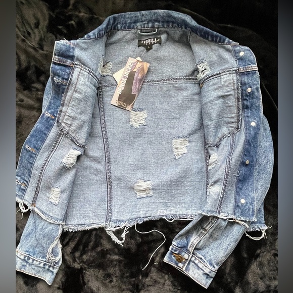 NEW!! Super Cute!! THRILL DISTRESSED JACKET!! - Picture 2 of 6